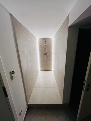 Dusche, Haartrockner