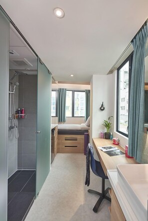 Basic Double Room - Weave Studios - Prince Edward (Kowloon)