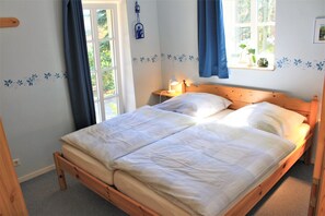 3 chambres, fer et planche à repasser, lit parapluie, Wi-Fi gratuit