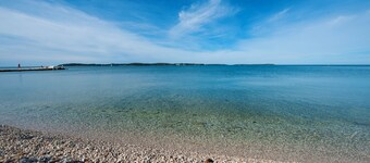 Directly on the beach - vacation apartment C