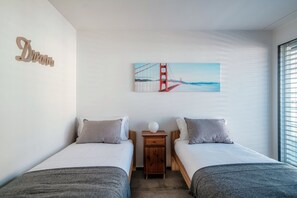 2 habitaciones, tabla de planchar con plancha y wifi gratis 