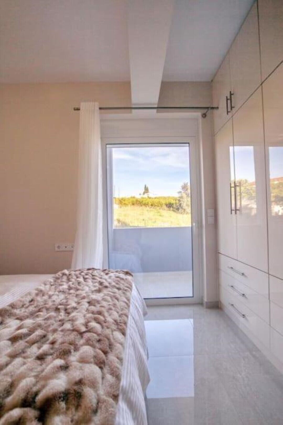 3 chambres, fer et planche à repasser, Wi-Fi gratuit, draps fournis