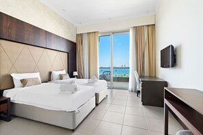 デラックス アパートメント | 3 室のベッドルーム、客室ごとに異なるインテリア、アイロン / アイロン台、WiFi (無料)