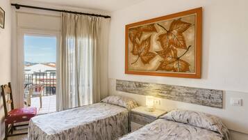 2 sovrum och sängkläder