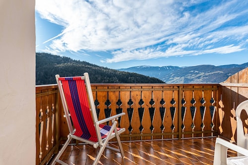Apartment 'Figisterhof Small' with Mountain View, Shared Terrace and Wi-Fi