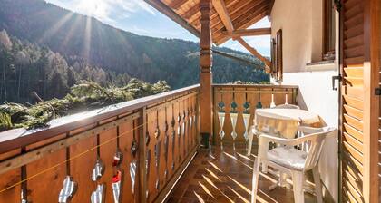 Ferienwohnung 'Figisterhof Small' mit Bergblick, Gemeinschaftsterrasse und WLAN