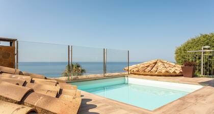 Villa 'Villa Con Infinity Pool' with Sea View, Wi-Fi and Air Conditioning
