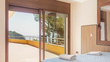 4 Schlafzimmer, Bügeleisen/Bügelbrett, kostenloses WLAN, Bettwäsche