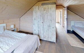 2 Schlafzimmer, Reisekinderbett, kostenloses WLAN