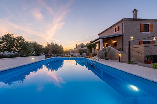 Villa Pan