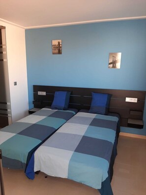 5 quartos, Wi-Fi, roupa de cama, acesso para cadeiras de rodas