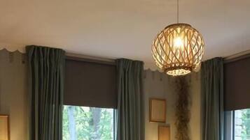 2 Schlafzimmer, Reisekinderbett, WLAN, Bettwäsche