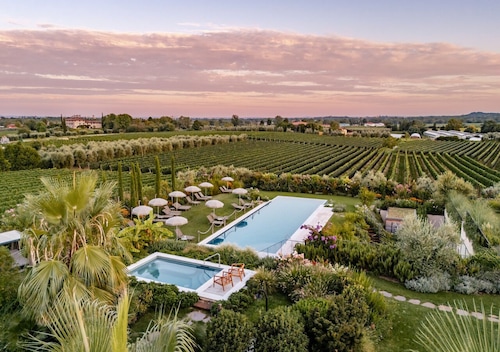 Conti Thun Wine Resort