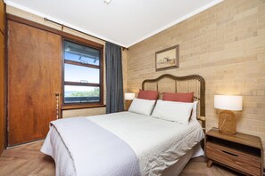 5 bedrooms, free WiFi