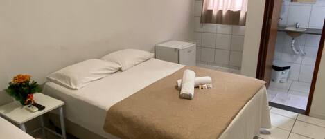 Family Room | Free WiFi, bed sheets