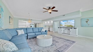 Flat-screen TV - New Complex!! Parking Level!!  Beachfront, Lazy River and Slide! (Orange Beach)