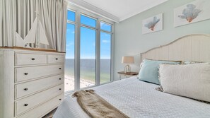 4 habitaciones, tabla de planchar con plancha y wifi gratis 