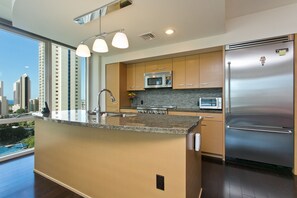 Fridge, microwave, oven, dishwasher