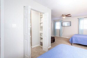 3 chambres, bureau, fer et planche à repasser, Wi-Fi gratuit