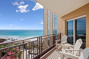 Property grounds - Beachfront Condo w/6-Seat GOLF CART! Dazzling Beach View, Balcony, Pool, Tram (Miramar Beach)