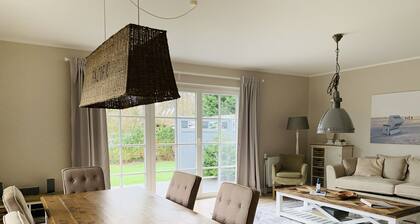 High-quality vacation apartment with large terrace