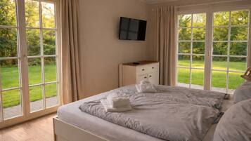 2 slaapkamers, reisbedje, gratis wifi, beddengoed