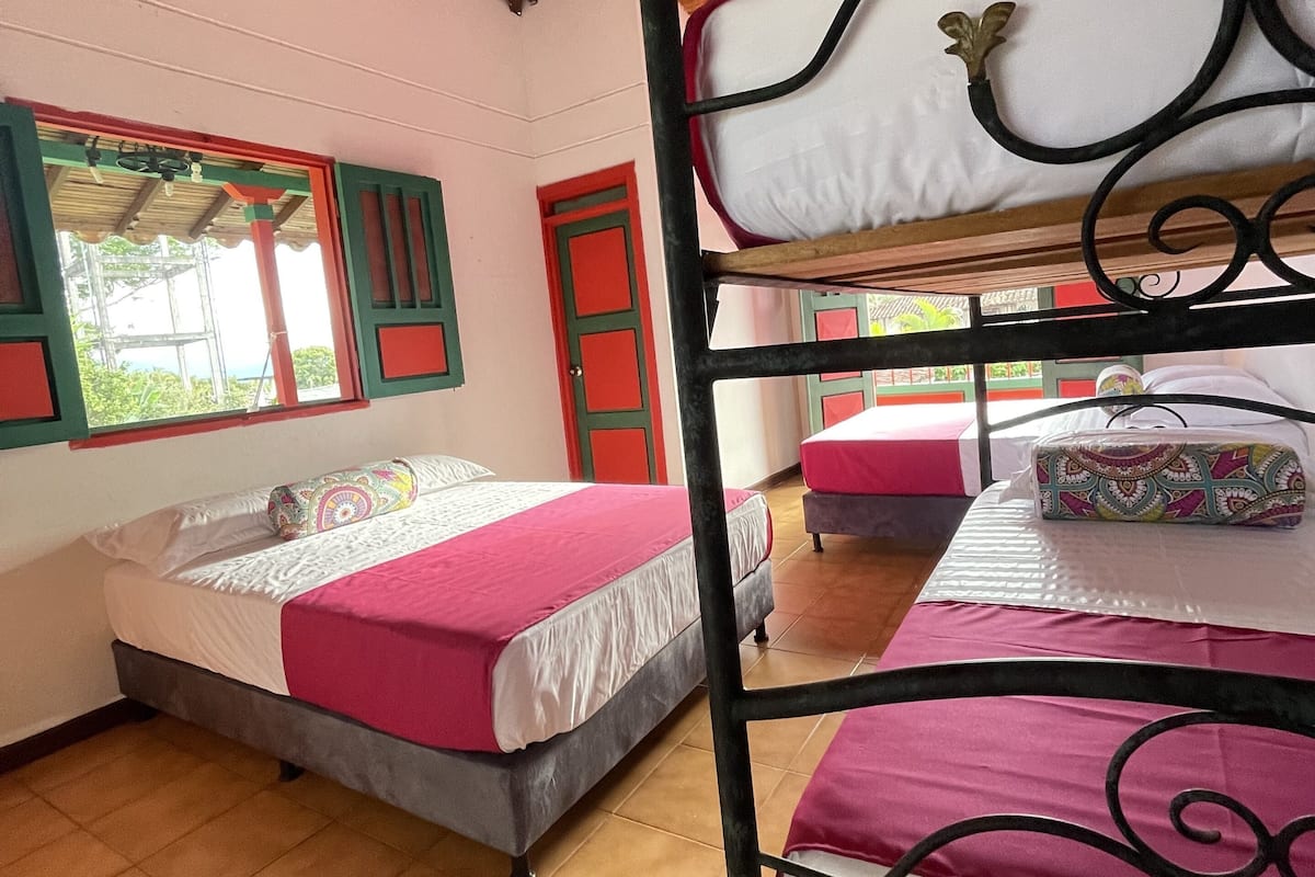 Free WiFi, bed sheets