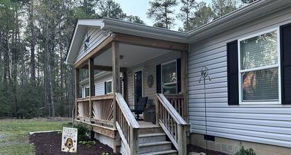 Pat's Place ~ Lovey’s at the Lake