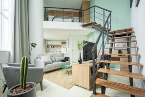 Duplex Superior - 1 sovrum (Double Bed) | Allergitestade sängkläder, individuell inredning och unika möbler