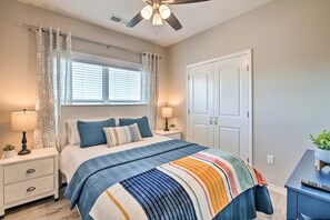 4 slaapkamers, een strijkplank/strijkijzer, internet, beddengoed