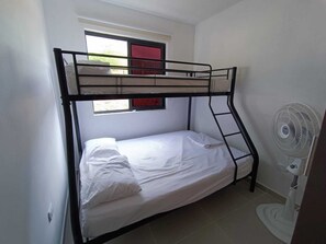 3 bedrooms, WiFi, bed sheets