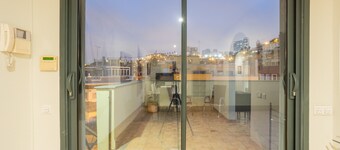 2BR Penthouse with Terrace and City views