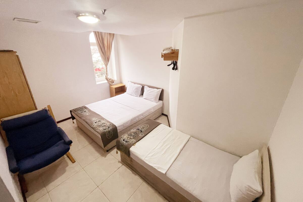 Deluxe Single Room