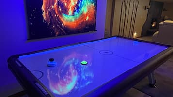 Spielezimmer