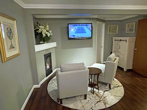 Interior - RIVER PARK HOME with GARAGE & EV CHARGER, Spa, Home Theatre + Arcade, 3,000 SqFt (Spokane)