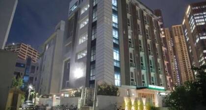 Viraaj Suites - Very near to Miyapur junction, Unit 6