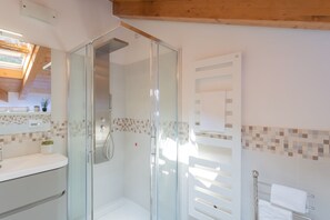 House | 4 bedrooms - Dream Lake Apartments (Lezzeno)