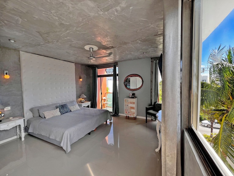 Stylish Condo In Aqua Puerto Morelos Pool, Balcony Walk To Beach & Restaurants - Puerto Morelos