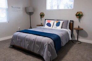 4 bedrooms, desk, iron/ironing board, travel cot