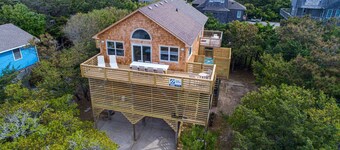 Oceanside Home with Hot Tub, Game Room, Cargo Lift, and Wet Bar