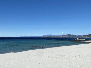 Beach - A little gem in lush greenery - sea view (lumio)