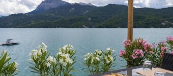 Chorges Lakeside Stay with a Fireplace