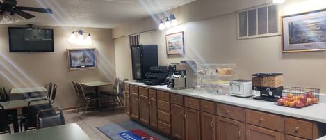 Café da manhã continental grátis todos os dias