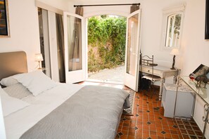 2 Schlafzimmer, Bügeleisen/Bügelbrett, Reisekinderbett, kostenloses WLAN