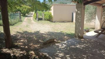 Enceinte de lâhĂ©bergement