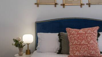 3 makuuhuonetta, silitysrauta/-lauta, Wi-Fi, vuodevaatteet