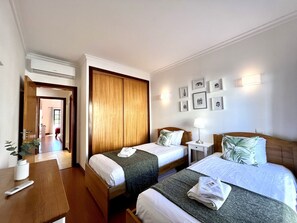 2 bedrooms, iron/ironing board, free WiFi, bed sheets - VILAMOURA PARADISE GOLF WITH POOL by HOMING (Vilamoura)