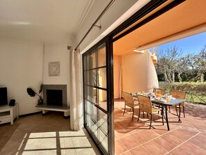 Outdoor dining - VILAMOURA PARADISE GOLF WITH POOL by HOMING (Vilamoura)