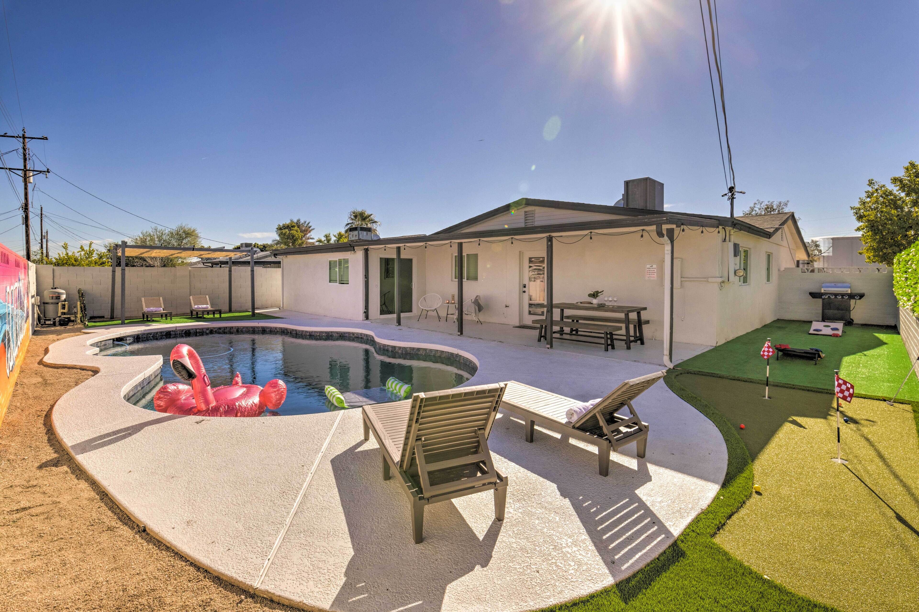 Outdoor pool, a heated pool