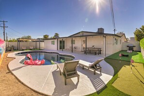 Outdoor pool, a heated pool - Heated Pool, 4BD/3BA, Golf, Near Old Town & ASU (Tempe)